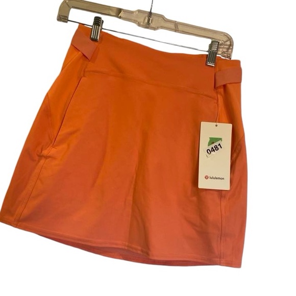 NWT Lululemon warpstreme multi pocket golf skirt Size 4 - Picture 1 of 8
